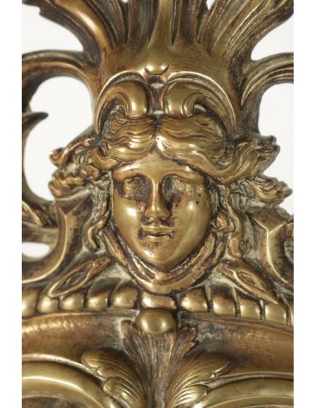 Espelho de bronze patinado do século XIX