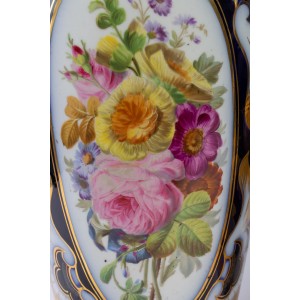 Pár porcelánových váz z Paříže, 19. století, Napoleon III 2