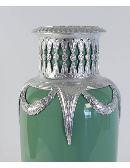 Vaso celadon, faiança e metal prata Xixè