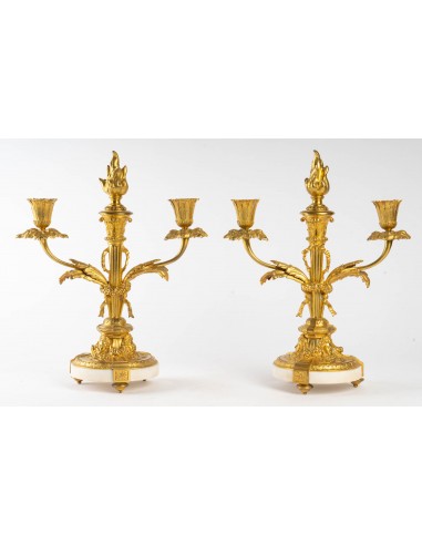 Par de candelabres em bronze dourado e mármore