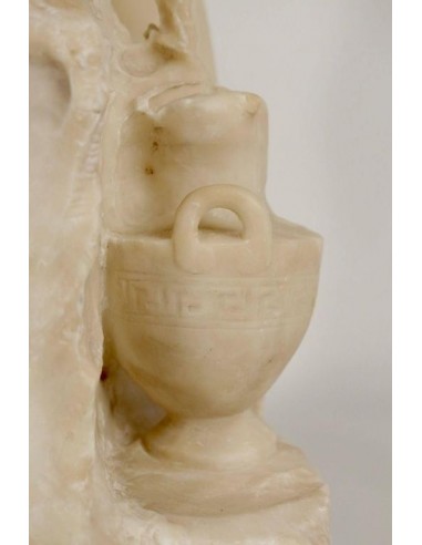 Alabaster culpture, 流血妇女