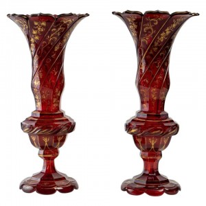 Pareja de Jarrones de Cristal de Bohemia Rojo Oscuro