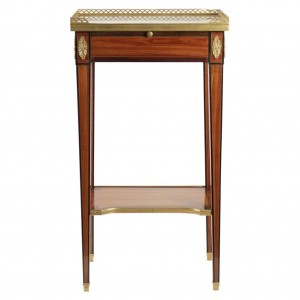 Petite Table Ludwika XVI