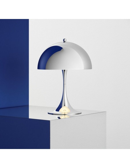 Louis Poulsen, MINI Lámpara de escritorio de acero de Verner Panton