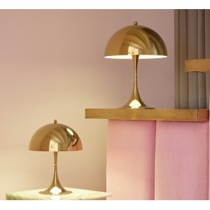 Table lampa Louis Poulsen, MINI autorstwa Vernera Pantona 2