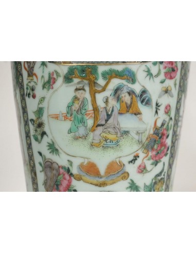 Importante lampe chinoise du début du 20ème  siècle, montée de bronze doré