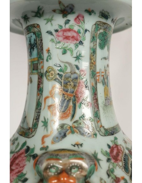 Important early 20th century Chinese lamp, mounted in gilt bronze