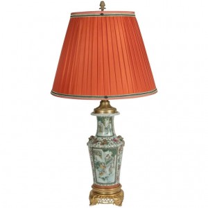 Importante Lampada cinese dell'inizio del XX secolo, aumento di bronzo dorato