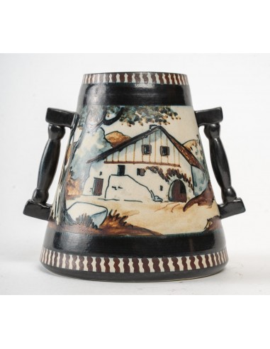 Ceramic vase,签名