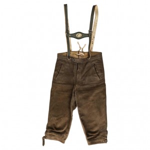 Pantalón corto con tirolesa
