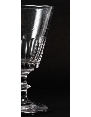 Geschnittene oder kleine Vase in...