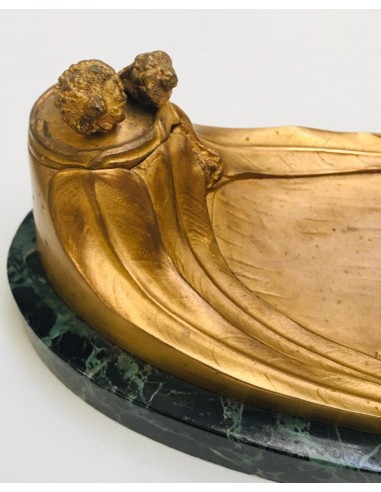 Nécessaire de Bureau, Art Nouveau