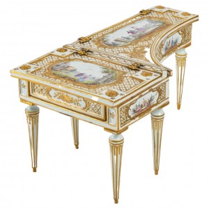Muy bonito piano del siglo XIX