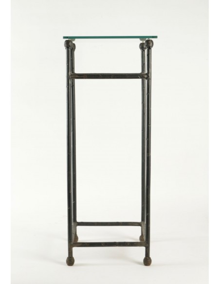 Two consoles, wrought iron sheaths