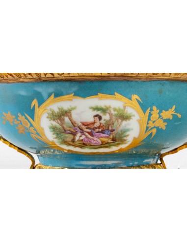 Corte em estilo de porcelana de ferreiro