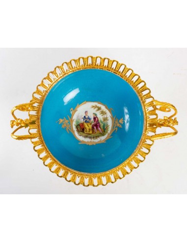 Corte em estilo de porcelana de ferreiro