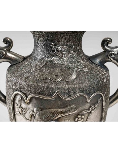 一对镀银龙鸟花瓶，亚洲，20 世纪早期