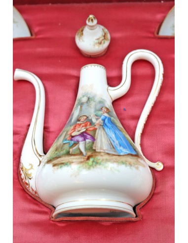 Large box made of porcelain