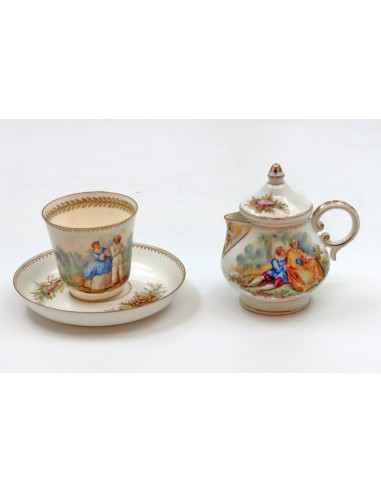 Caixa grande feita de porcelana