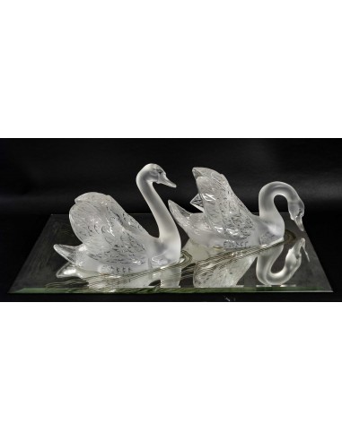 Two swans, Lalique, 1950