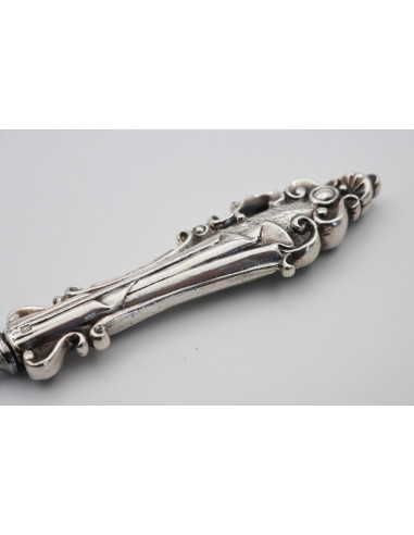 Opera Opens in silver bronze or...