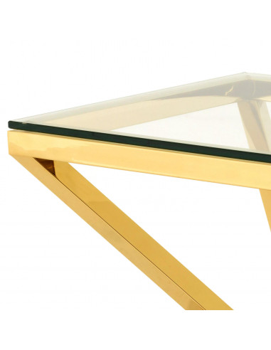 Extra table the pyramids