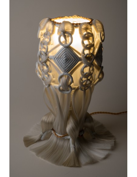 Rat lamp 和合成纤维,艺术家Fivki chomocki提出的独家材料