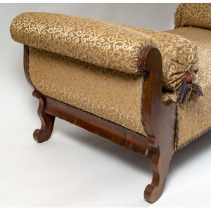 Important meridian walnut,... 2