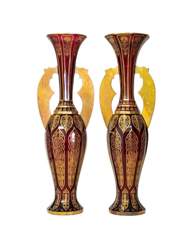 Par de vasos boêmios em cristal rubi...