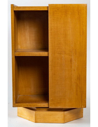 Kleine Bibliothek oder Drehtisch