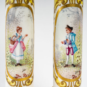Pár porcelánových a... 2