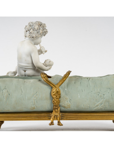 Petite Jardinière en biscuit