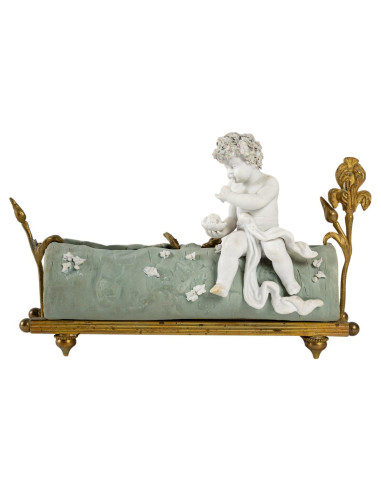 Small biscuit planter, early 20th...