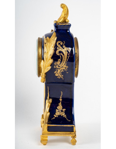 小型古董瓷钟，19 世纪