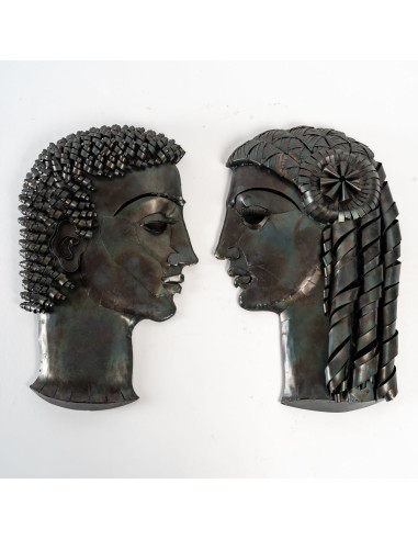 Two heads by Léon Masson, Lamp