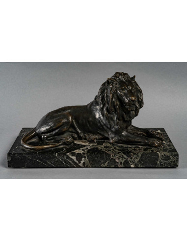 León de bronce patinado marrón,...