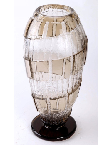 Large Smoked Glass Vase - Geometric...