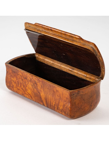 Snuffbox ou caixa de rapé com...