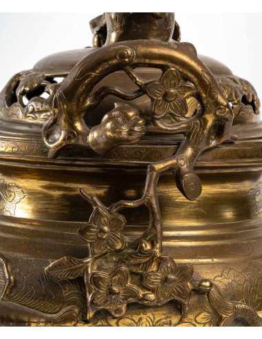 青铜香水炉，越南，19 世纪