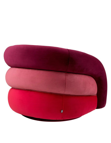 Poltrona contemporânea, modelo Novelle