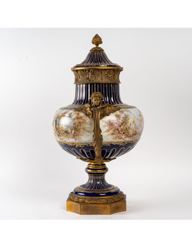 瓷器和鎏金青铜花瓶，19世纪