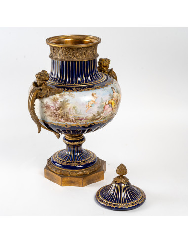 瓷器和鎏金青铜花瓶，19世纪