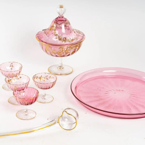 Vajilla de cristal rosa, S.... 2
