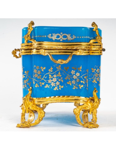 Opaline box, 19th century