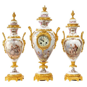 Sèvres porcelain mantel...