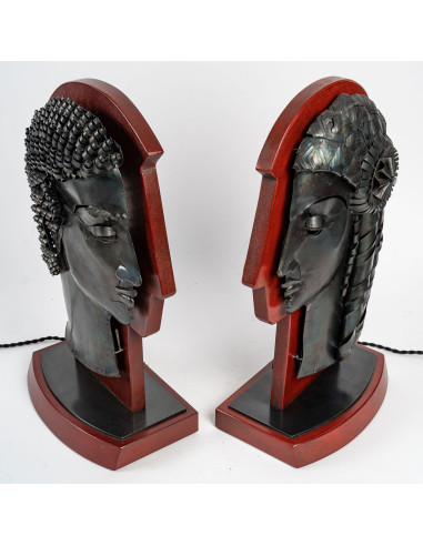 Two heads by Léon Masson, Lamp