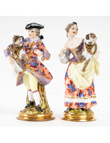Pár porcelánových lahviček na parfémy