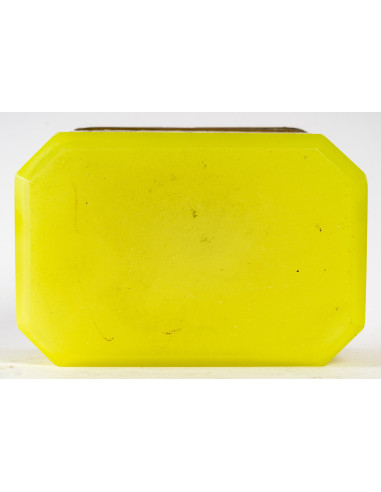 Caja de opalina amarilla, siglo XIX