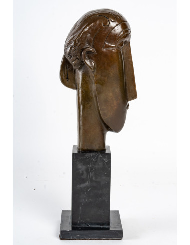 Skulptur einer Frau nach Modigliani