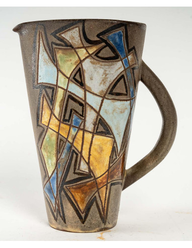 Ceramic pitcher by Kostandd Alexandre